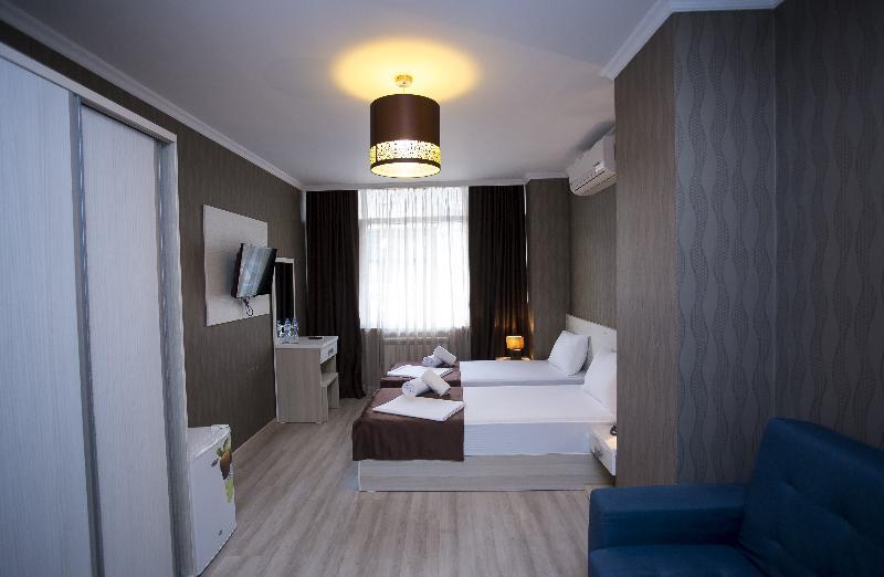 Hôtel Batus à Batoumi Extérieur photo